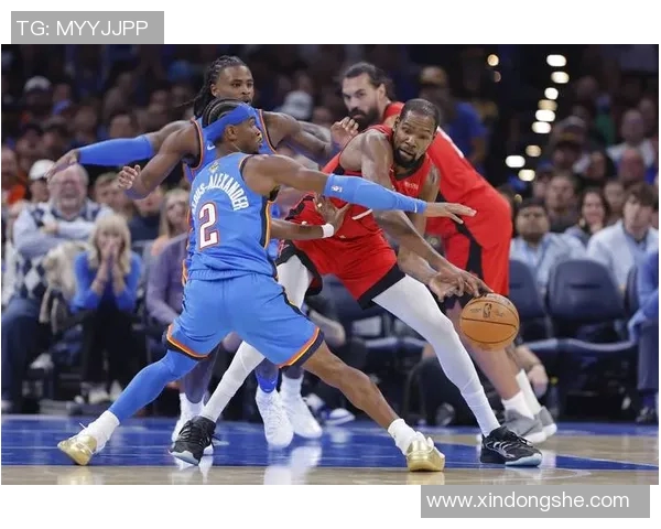 火箭与雷霆激战全场回放精彩瞬间回顾12月26日比赛亮点分析